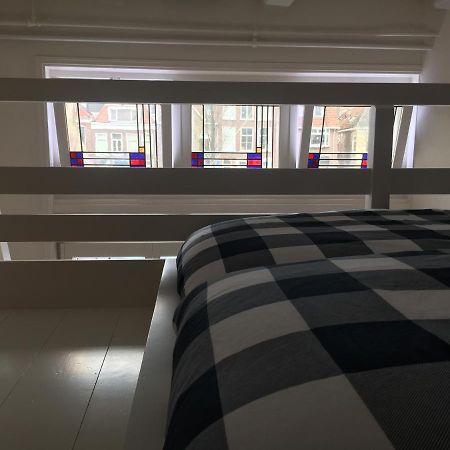 B&B Aan De Gracht Leeuwarden Exteriör bild